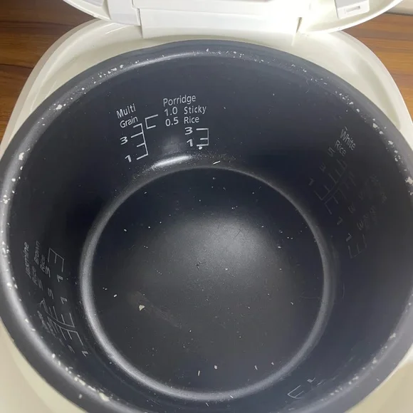 Panasonic Microcomputer SR-ZE105 Japanese Rice Cooker & Multi-Cooker Tested - Picture 7 of 9